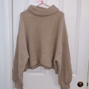 LIKE NEW - ARITZIA - Babaton Cropped Sweater